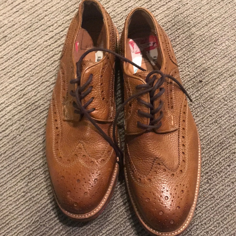 Brown dress shoes worn once size 9